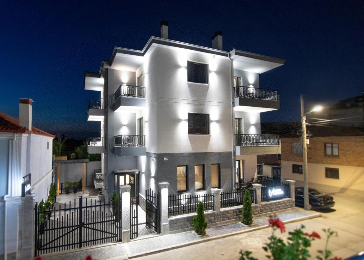Mergan Hotel Korce Buitenkant foto