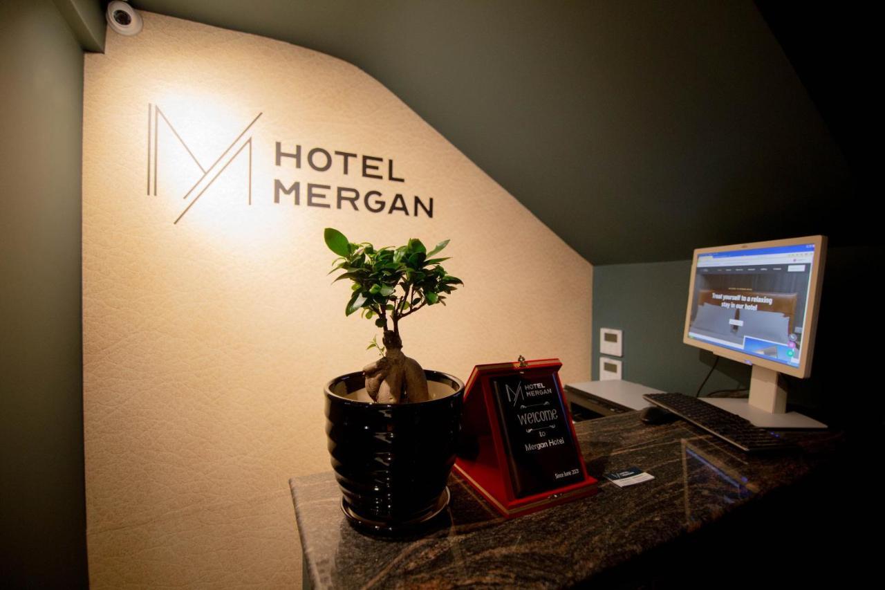 Mergan Hotel Korce Buitenkant foto